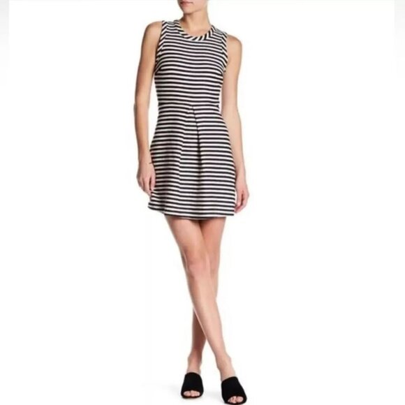 Madewell, Heavy Knit Cotton Fit and Flare Dress, Size Large, EUC - Picture 4 of 5